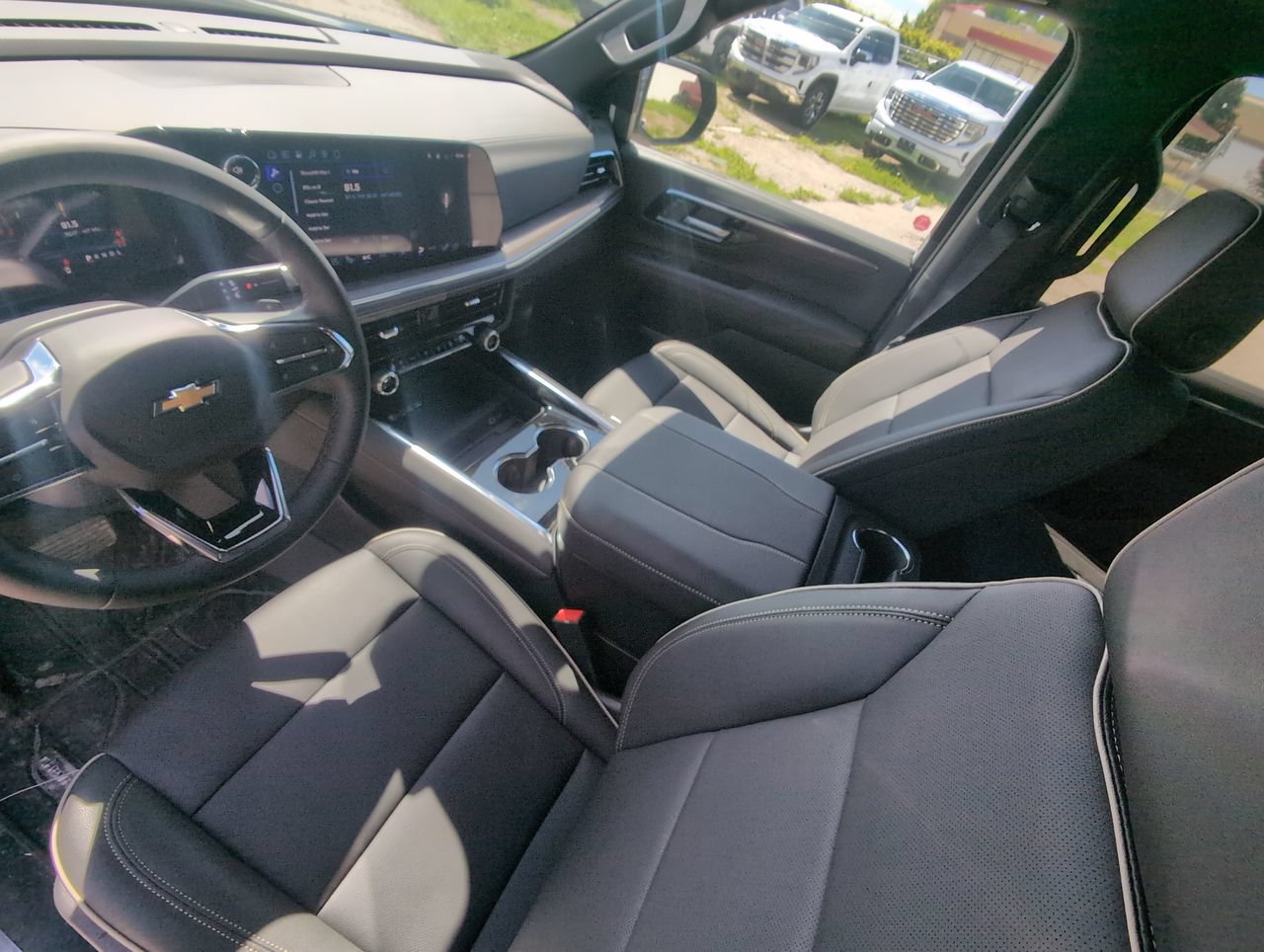 New 2026 Chevrolet Tahoe Premier 5.3L 4WD at KW Auto Credit
