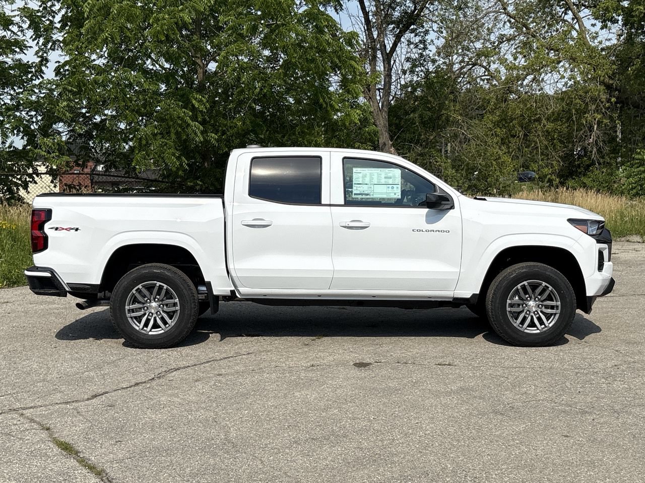 New 2026 Chevrolet Colorado 4WD LT 2.7L 4WD at KW Auto Credit
