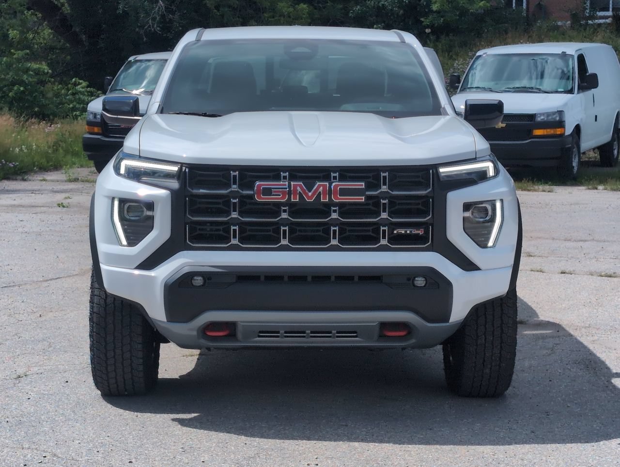 New 2026 GMC Canyon AT4 2.7L 4WD at KW Auto Credit