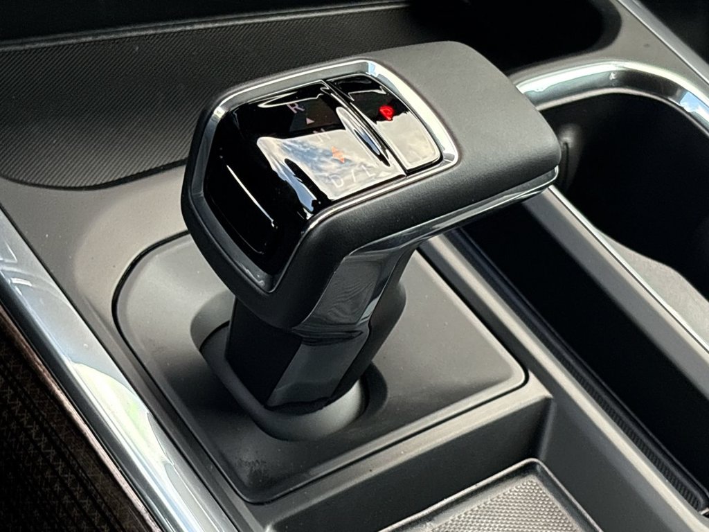 New 2026 Chevrolet Silverado 1500 LT Trail Boss 5.3L 4WD at KW Auto Credit