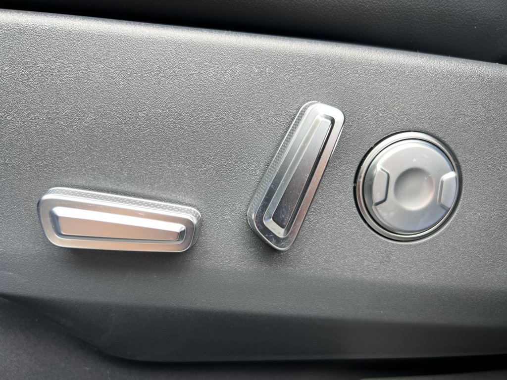 New 2026 Lincoln Nautilus Premiere 2.0 L AWD at KW Auto Credit
