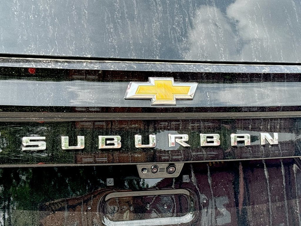 New 2026 Chevrolet Suburban High Country 6.2L 4WD at KW Auto Credit