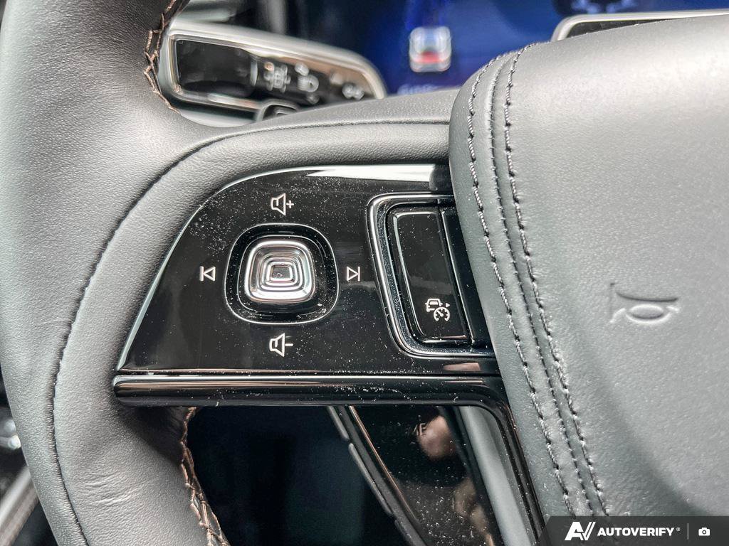 New 2026 Lincoln Aviator Reserve 3.0 L AWD at KW Auto Credit