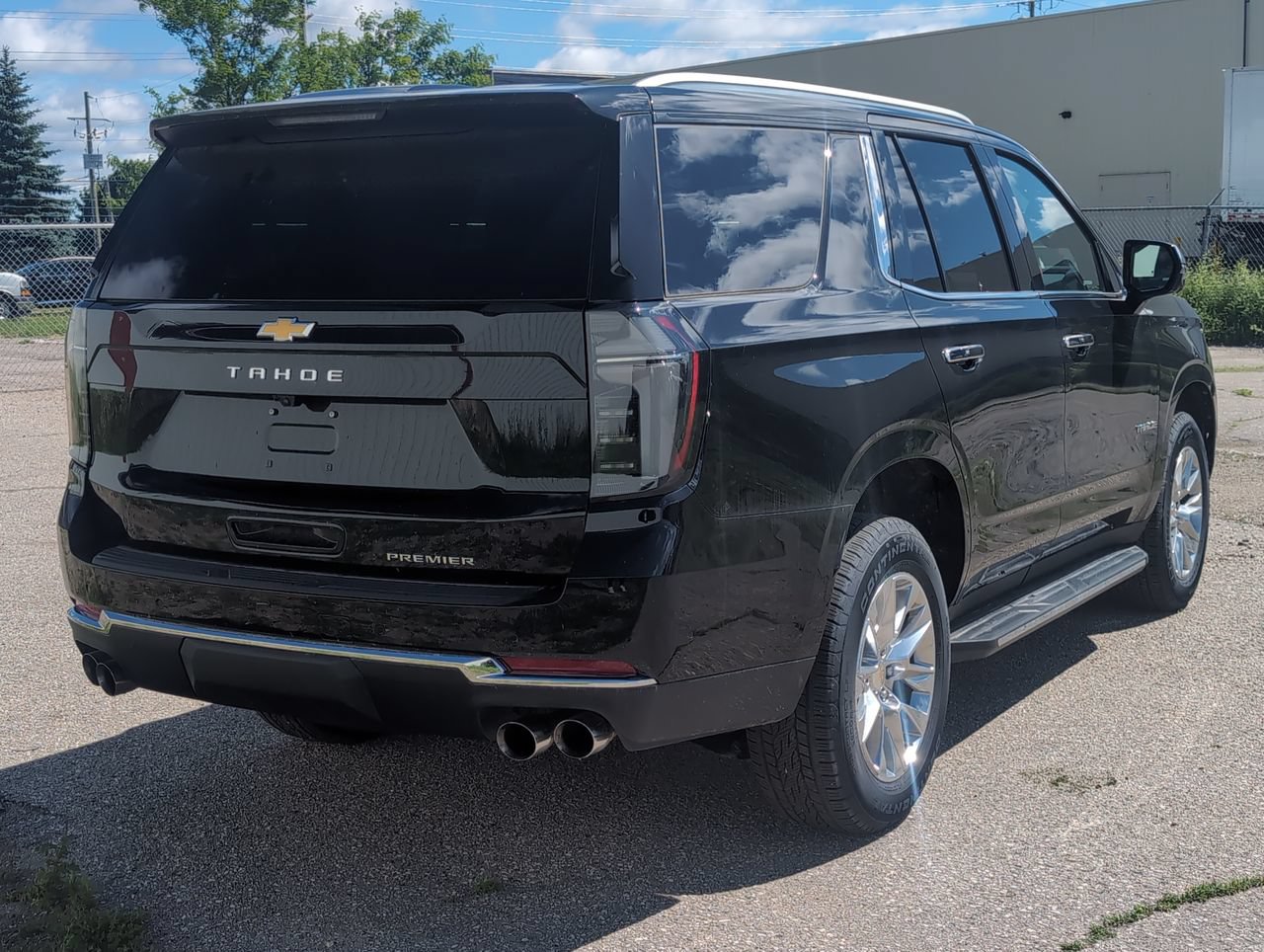 New 2026 Chevrolet Tahoe Premier 5.3L 4WD at KW Auto Credit