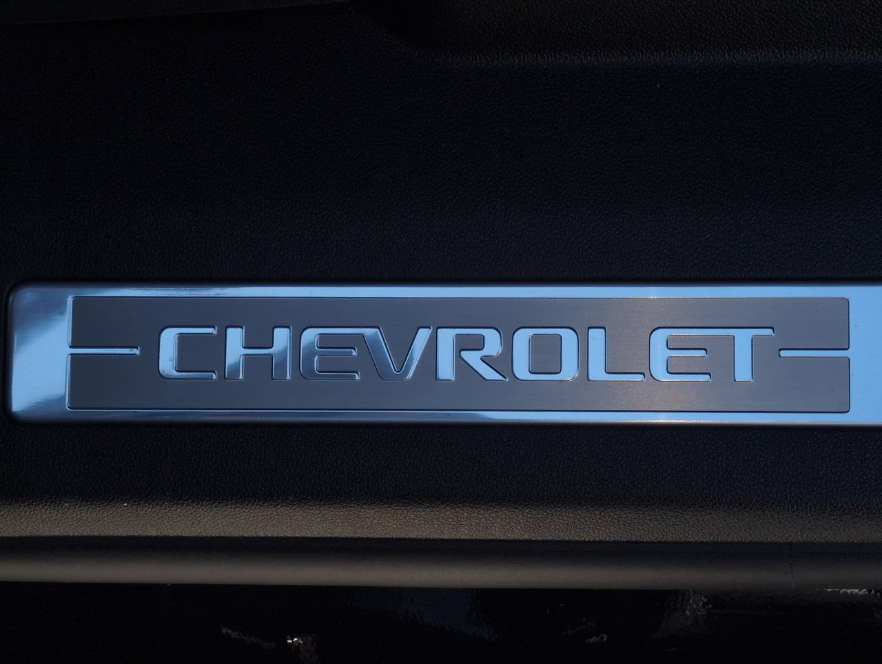 New 2026 Chevrolet Tahoe Premier 5.3L 4WD at KW Auto Credit