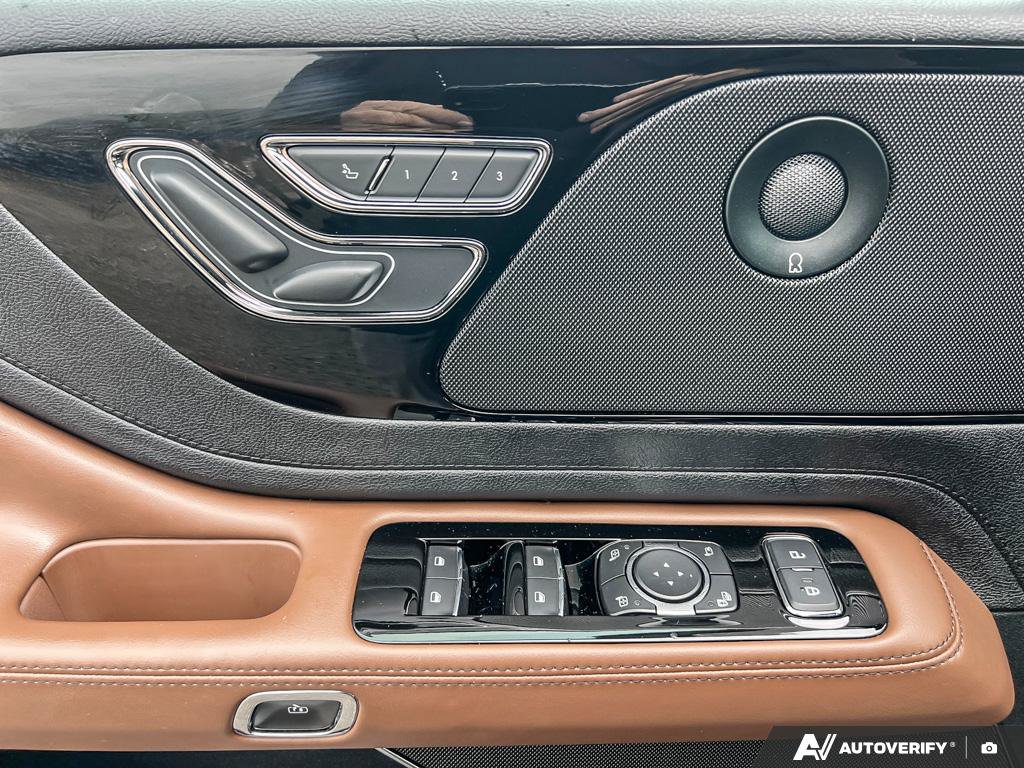 Used 2022 Lincoln Aviator Reserve 3.0 L AWD at KW Auto Credit