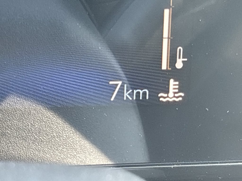 New 2026 Chevrolet Trax 2RS 1.2L FWD at KW Auto Credit