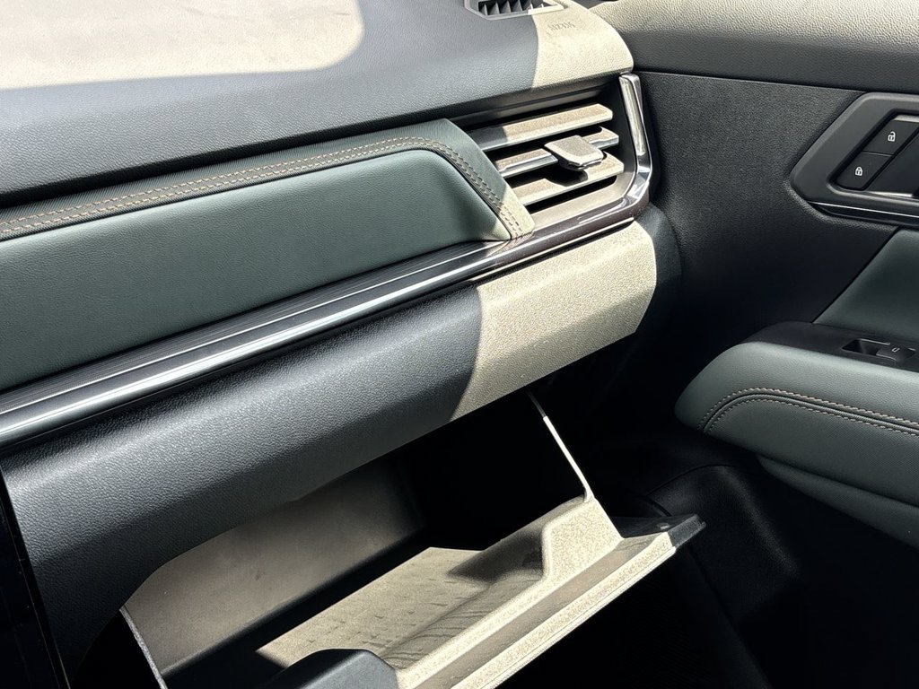 New 2027 GMC Terrain AWD AT4 1.5L AWD at KW Auto Credit