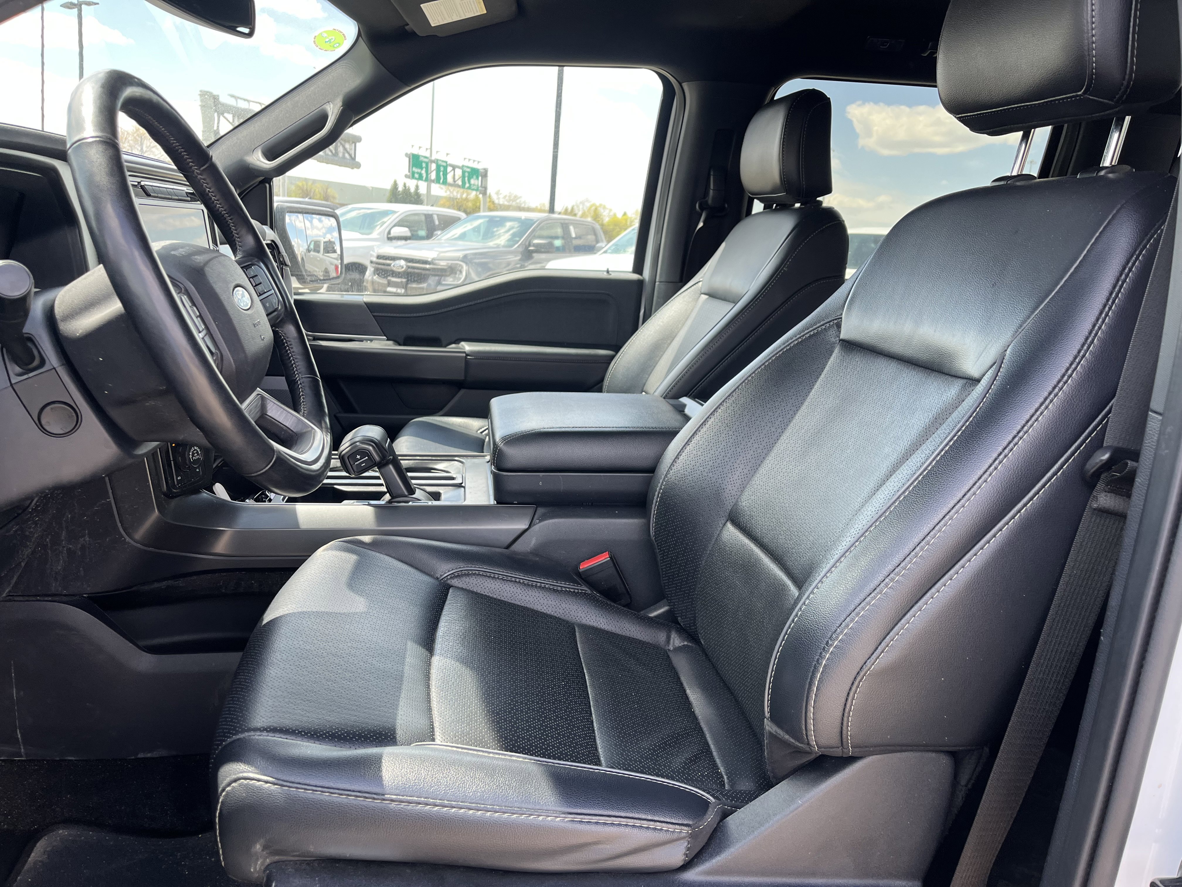 Used 2024 Ford F-150 LARIAT 3.5 L 4WD at KW Auto Credit