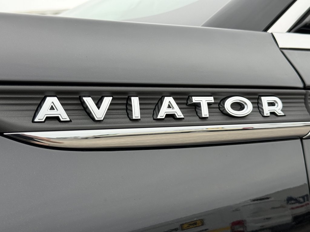 New 2026 Lincoln Aviator Reserve 3.0 L AWD at KW Auto Credit