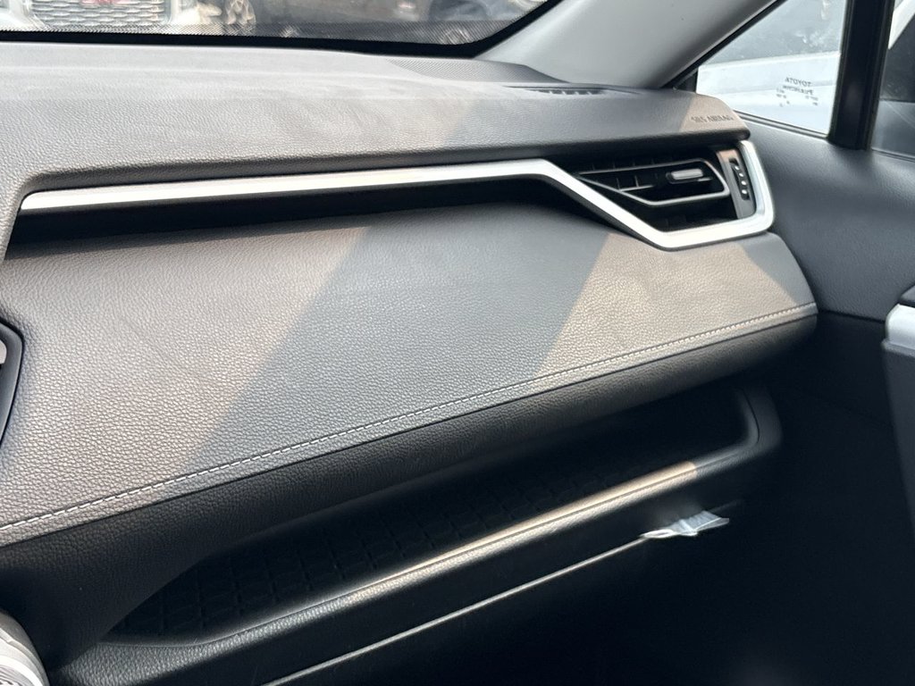Used 2019 Toyota RAV4 LE 2.5 L FWD at KW Auto Credit