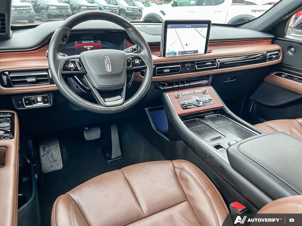 Used 2024 Lincoln Aviator Reserve 3.0 L AWD at KW Auto Credit