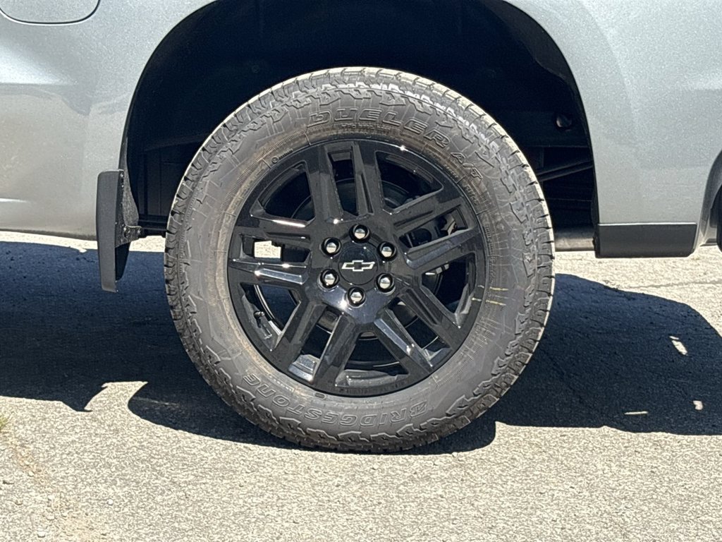 New 2026 Chevrolet Silverado 1500 RST 5.3L 4WD at KW Auto Credit