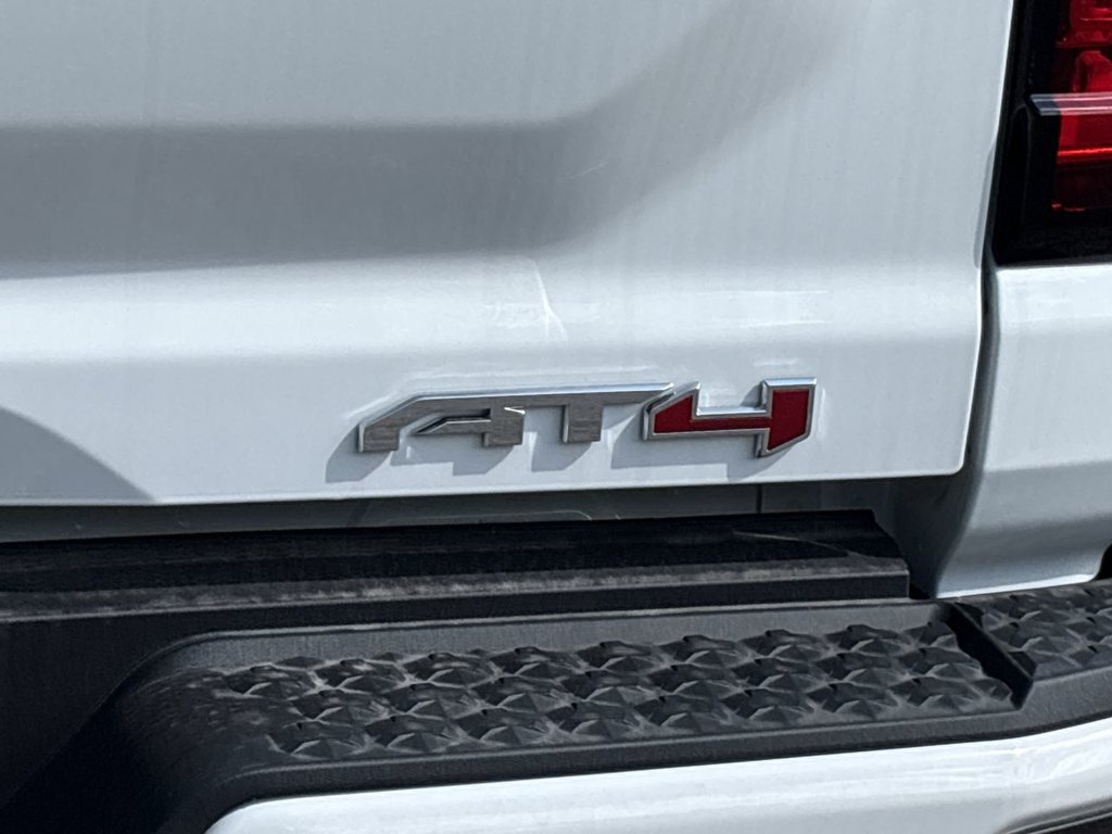 New 2026 GMC Canyon AT4 2.7L 4WD at KW Auto Credit