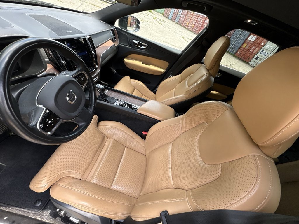 Used 2021 Volvo XC60 Inscription 2.0 L AWD at KW Auto Credit