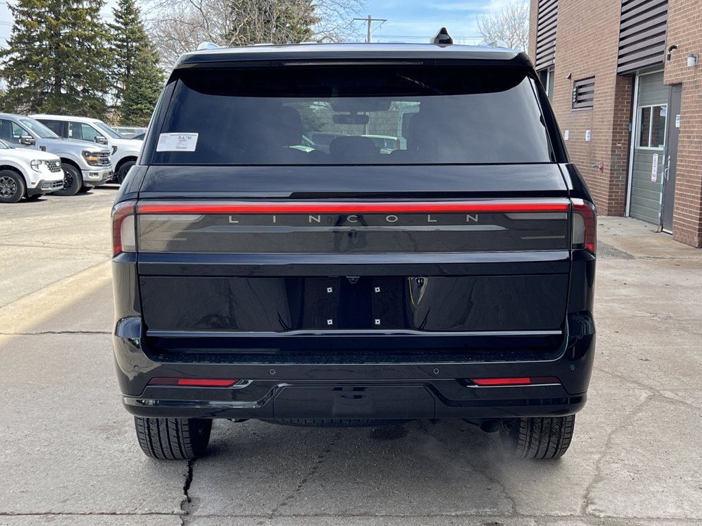 New 2027 Lincoln Navigator Premiere 3.5 L 4WD at KW Auto Credit
