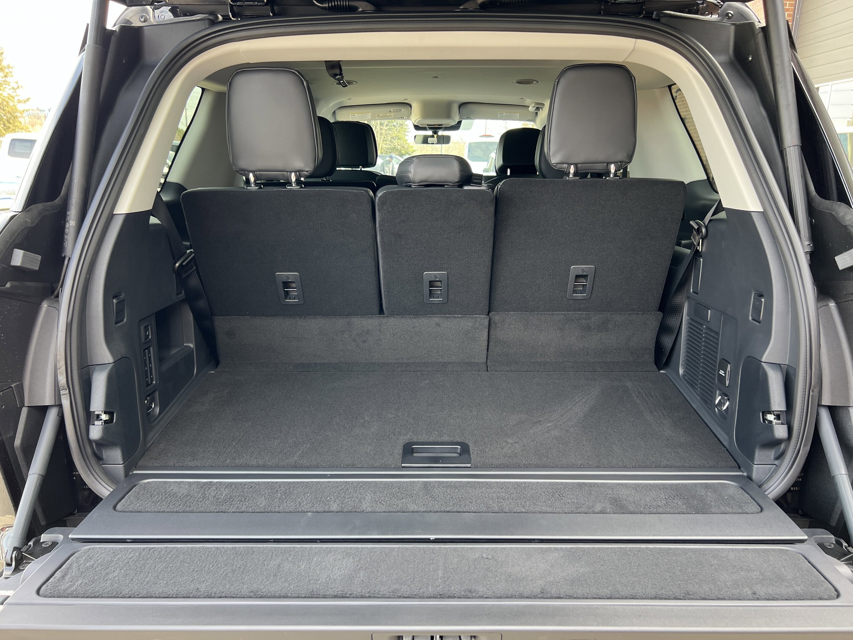New 2027 Lincoln Navigator L Reserve 3.5 L 4WD at KW Auto Credit