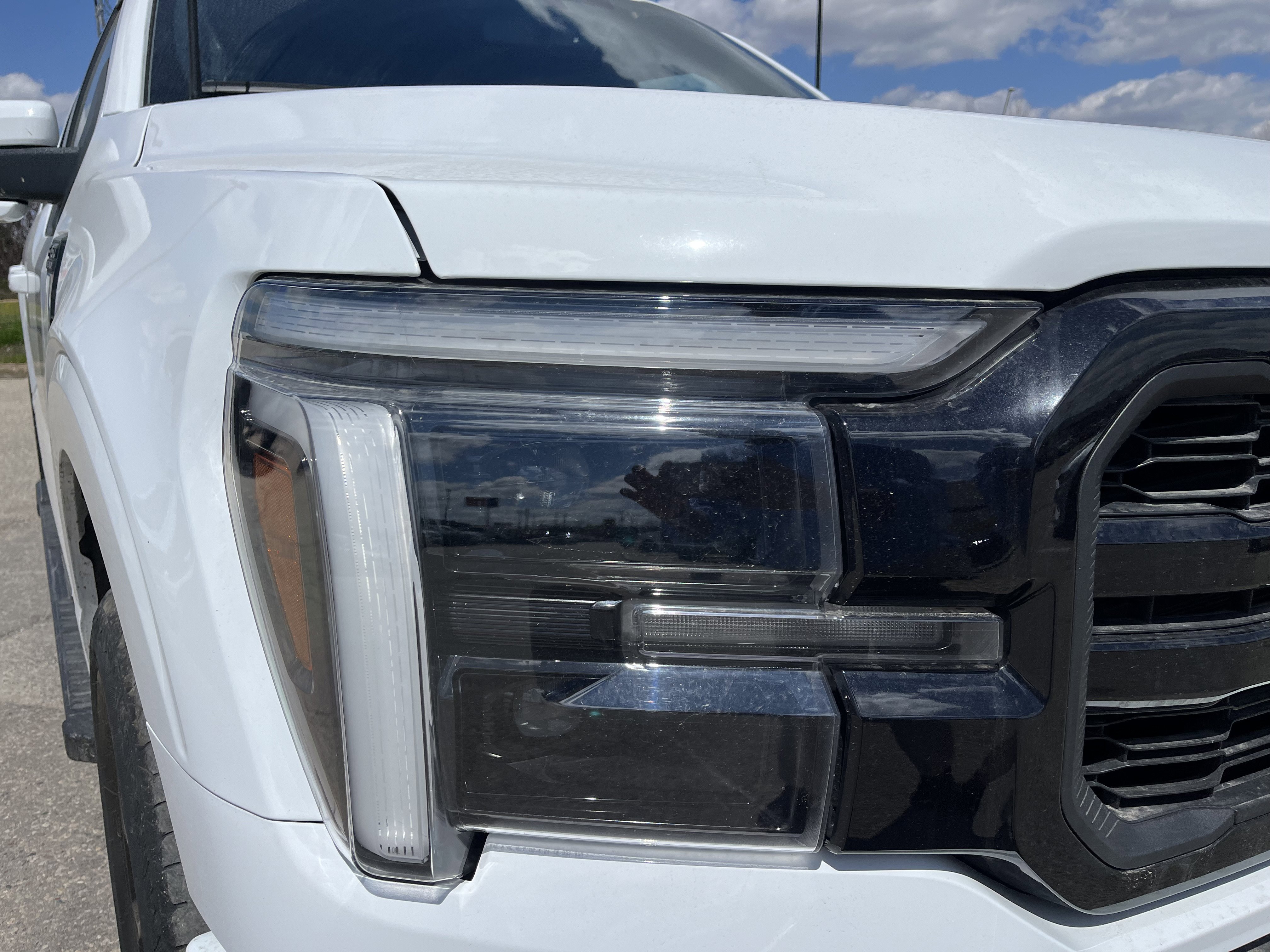 Used 2024 Ford F-150 LARIAT 3.5 L 4WD at KW Auto Credit