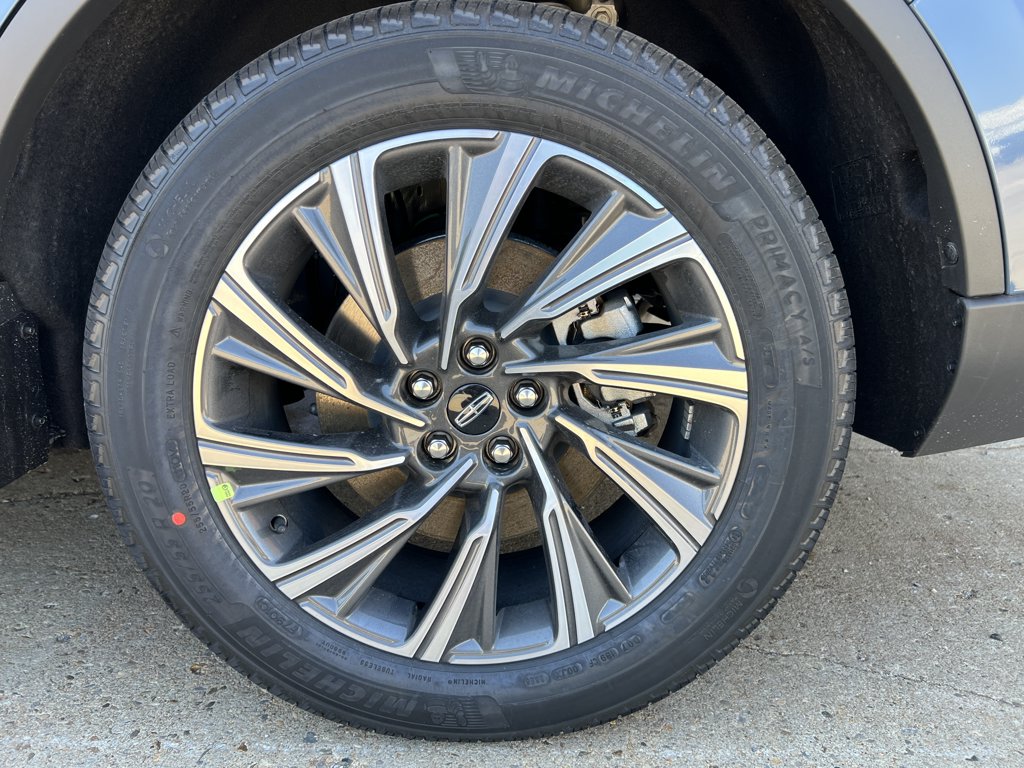 New 2026 Lincoln Aviator Premiere 3.0 L AWD at KW Auto Credit