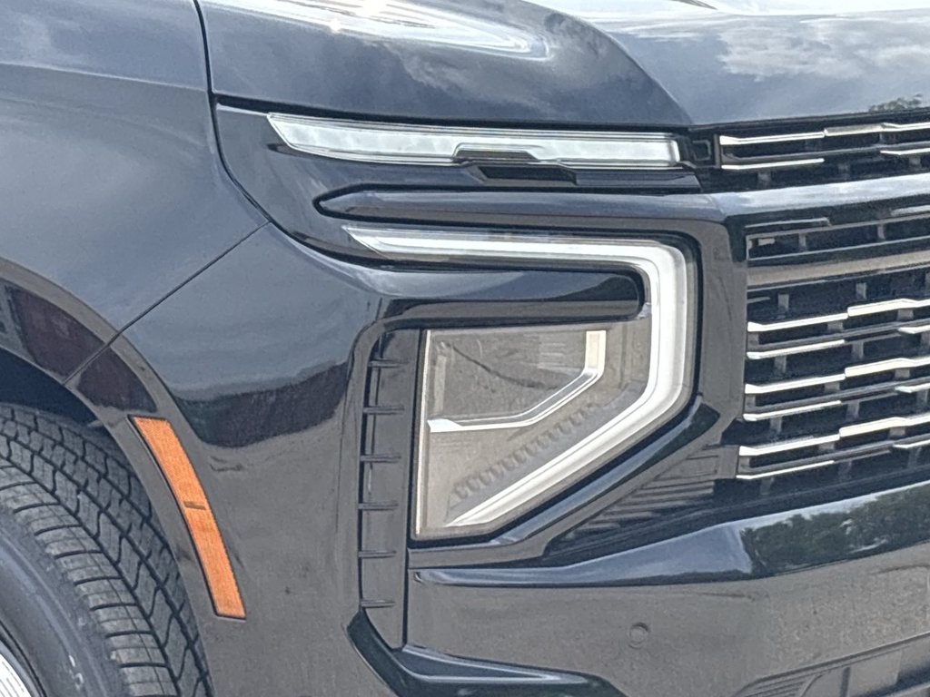 New 2026 Chevrolet Suburban High Country 6.2L 4WD at KW Auto Credit