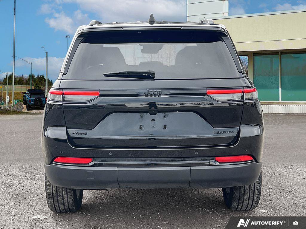 Used 2025 Jeep Grand Cherokee Limited 3.6 L 4WD at KW Auto Credit