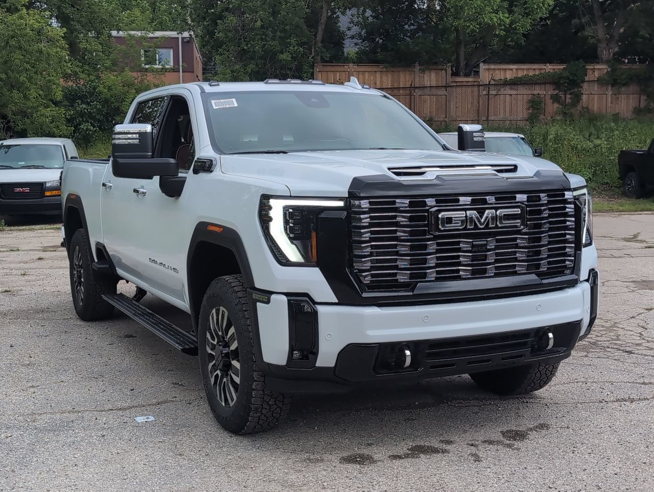 New 2026 GMC Sierra 2500HD Denali Ultimate 6.6L 4WD at KW Auto Credit