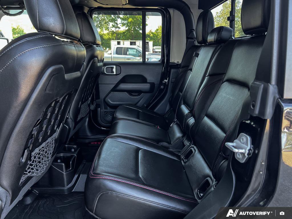 Used 2021 Jeep Gladiator Rubicon 3.6 L 4WD at KW Auto Credit