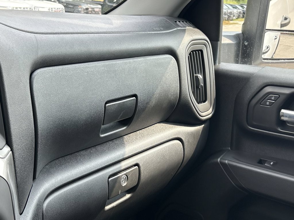 New 2026 GMC Sierra 2500HD Pro 6.6L 4WD at KW Auto Credit