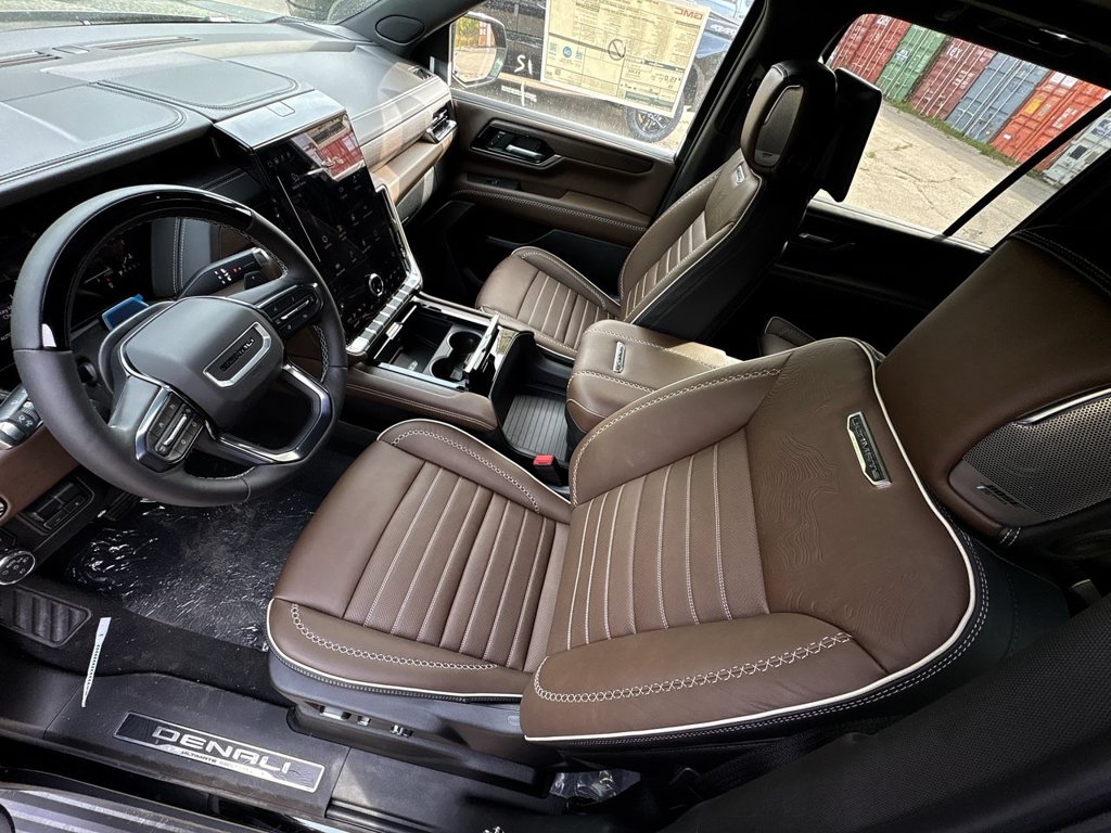 New 2026 GMC Yukon XL Denali Ultimate 6.2L 4WD at KW Auto Credit