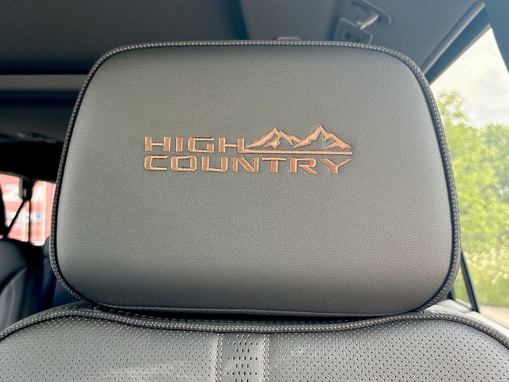 New 2026 Chevrolet Suburban High Country 6.2L 4WD at KW Auto Credit