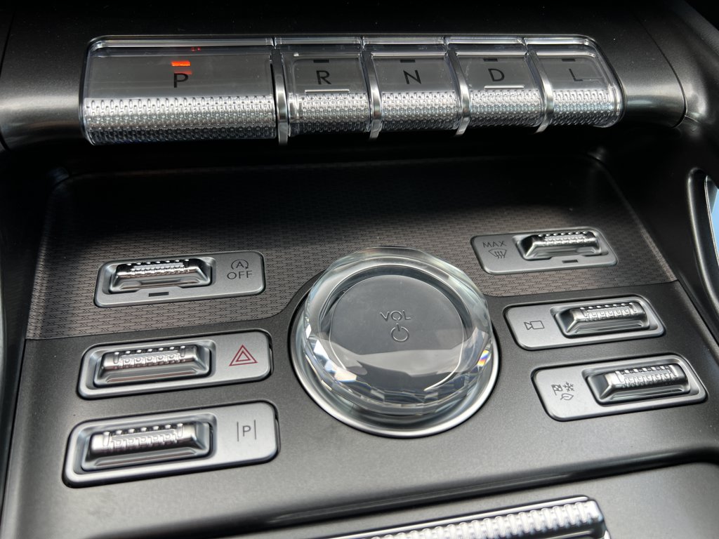 New 2026 Lincoln Nautilus Premiere 2.0 L AWD at KW Auto Credit