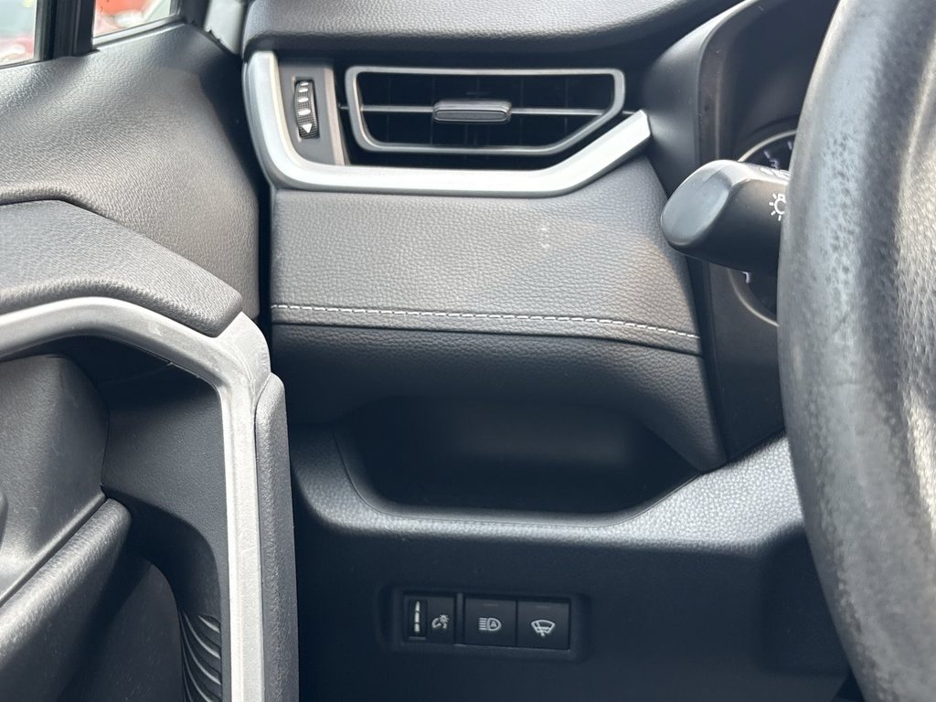 Used 2019 Toyota RAV4 LE 2.5 L FWD at KW Auto Credit