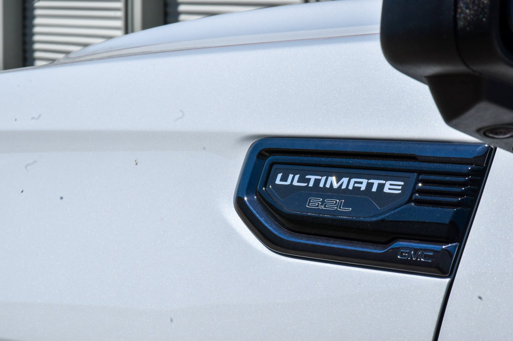 New 2026 GMC Sierra 1500 Denali Ultimate 6.2L 4WD at KW Auto Credit