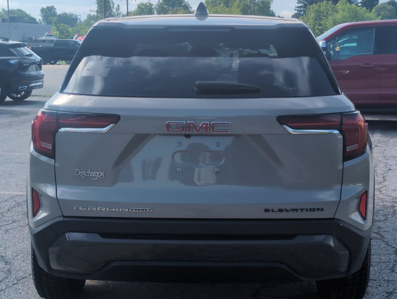 Used 2025 GMC Terrain AWD Elevation 1.5L AWD at KW Auto Credit