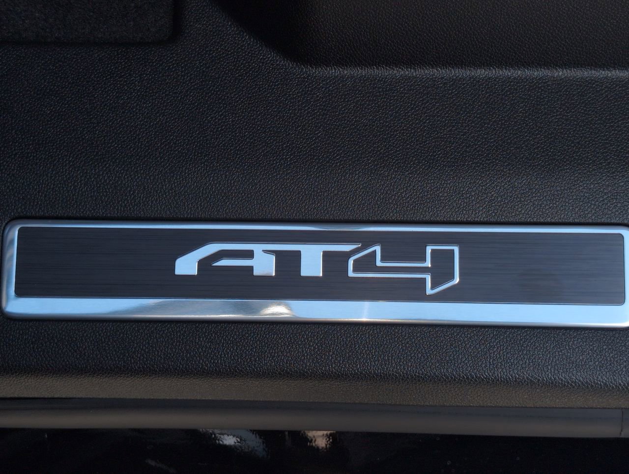 New 2026 GMC Yukon AT4 5.3L 4WD at KW Auto Credit