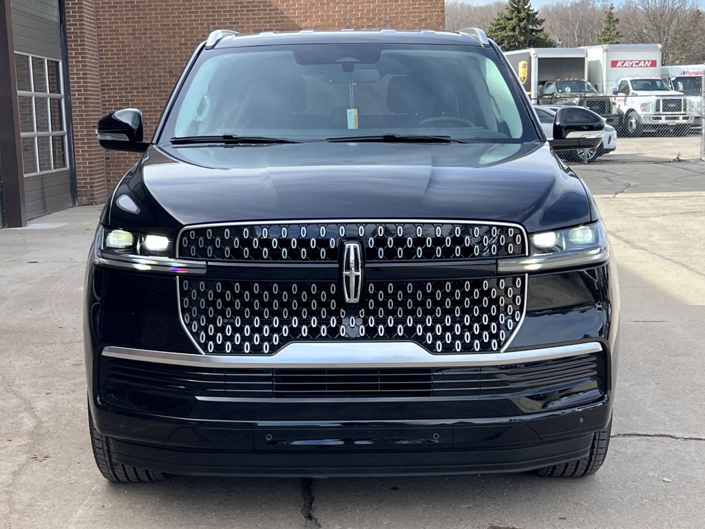 New 2027 Lincoln Navigator L Premiere 3.5 L 4WD at KW Auto Credit