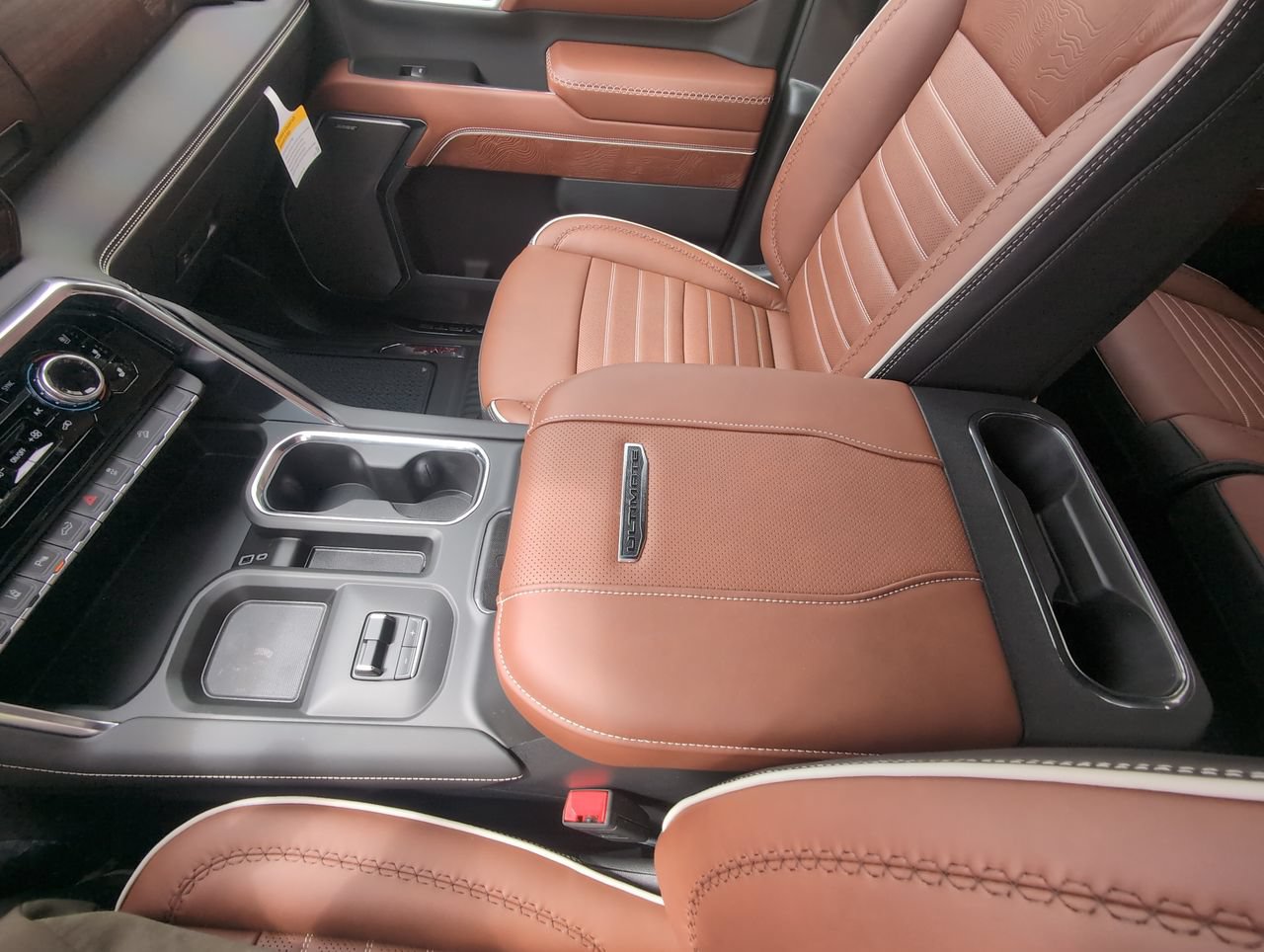 New 2026 GMC Sierra 2500HD Denali Ultimate 6.6L 4WD at KW Auto Credit