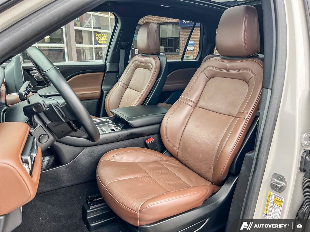 Used 2024 Lincoln Aviator Reserve 3.0 L AWD at KW Auto Credit