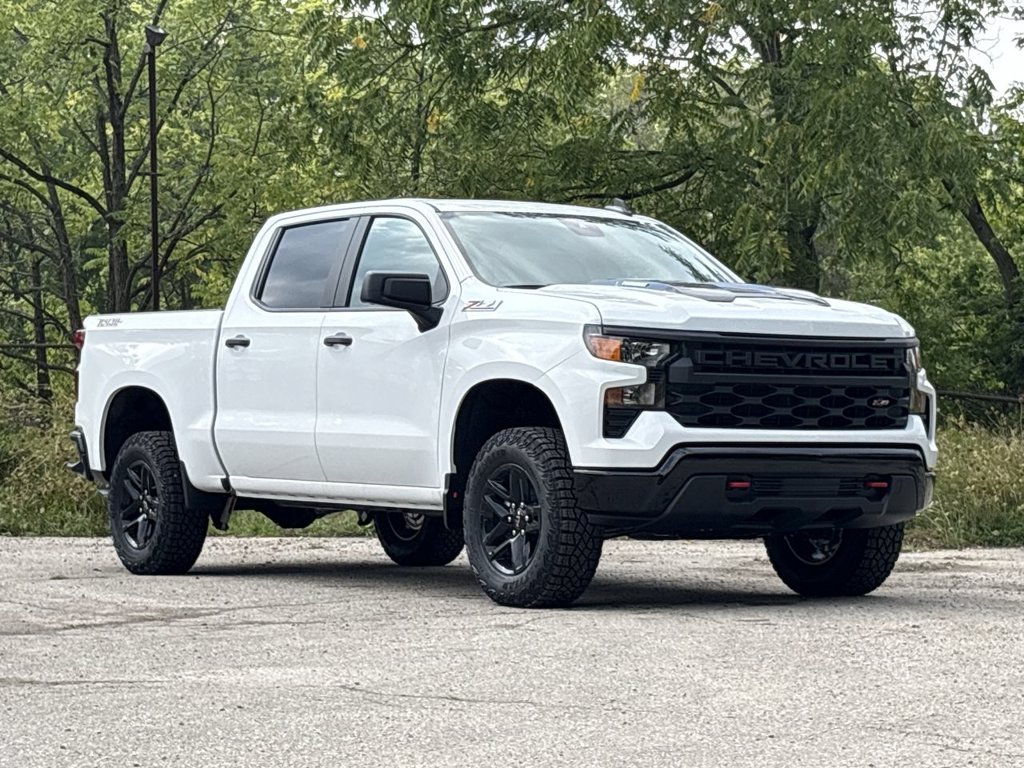 New 2026 Chevrolet Silverado 1500 Custom Trail Boss 2.7L 4WD at KW Auto Credit