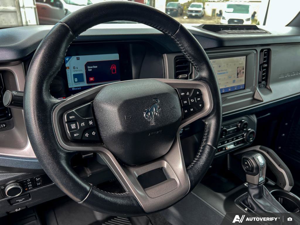Used 2023 Ford Bronco Outer Banks 2.7 L 4WD at KW Auto Credit