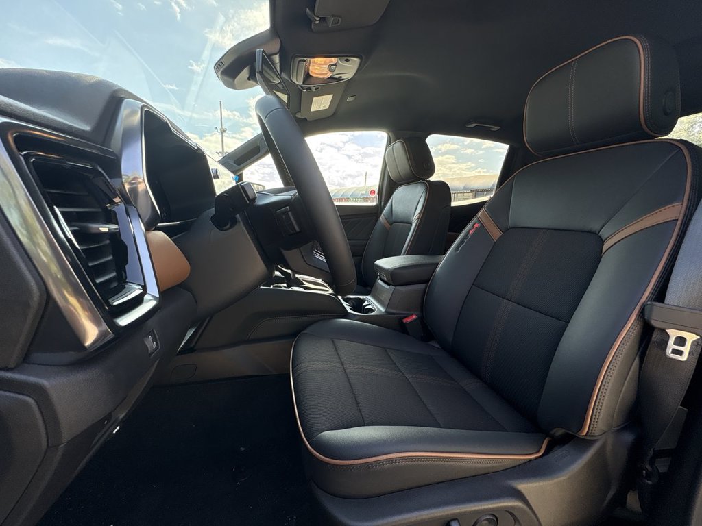 New 2026 GMC Canyon AT4 2.7L 4WD at KW Auto Credit