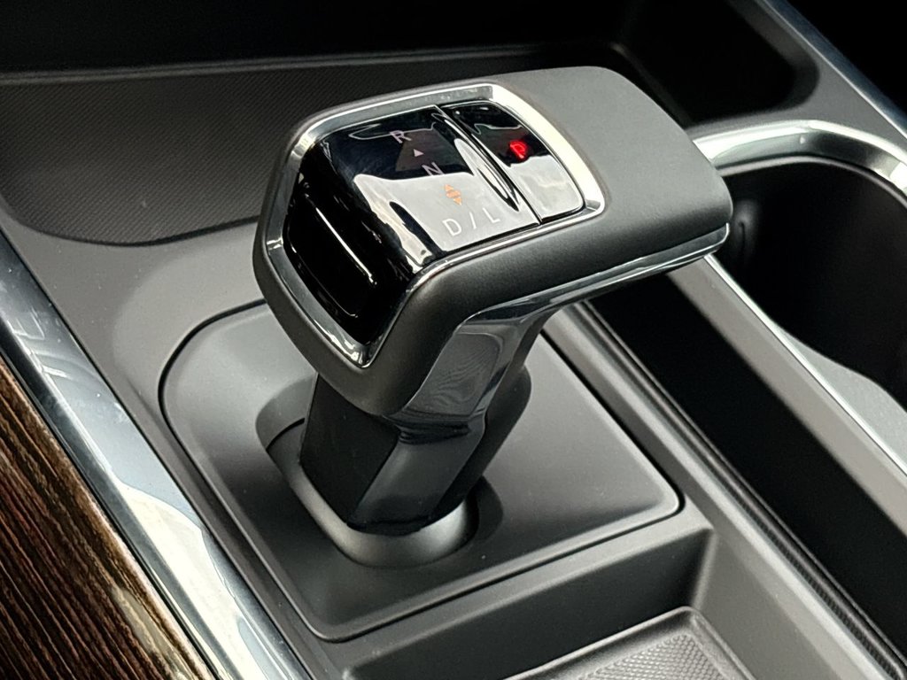 New 2026 GMC Sierra 1500 Elevation 5.3L 4WD at KW Auto Credit