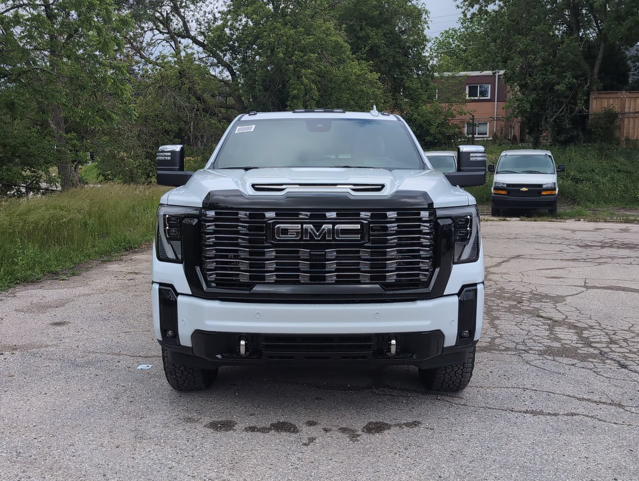 New 2026 GMC Sierra 2500HD Denali Ultimate 6.6L 4WD at KW Auto Credit
