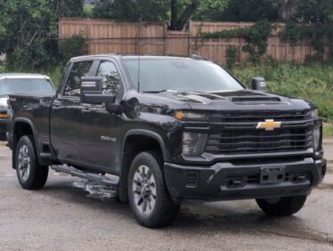 Used 2024 Chevrolet Silverado 2500HD Custom 6.6L 4WD at KW Auto Credit