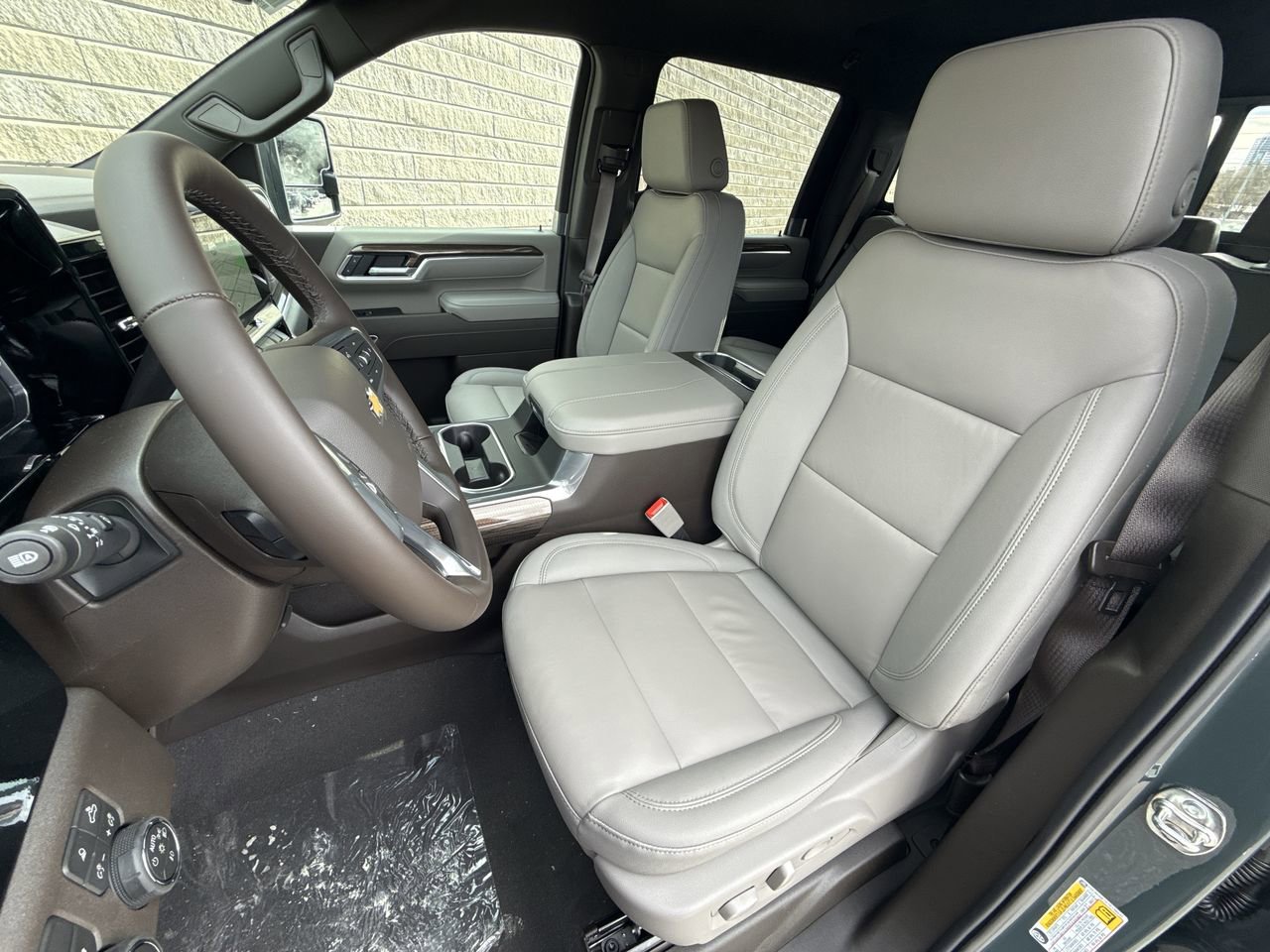 New 2026 Chevrolet Silverado 2500HD LT 6.6L 4WD at KW Auto Credit