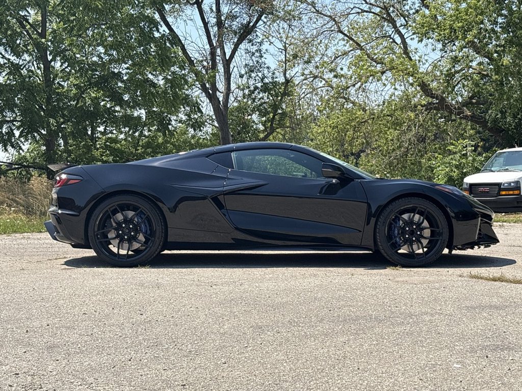 New 2027 Chevrolet Corvette 3LZ 5.5L RWD at KW Auto Credit