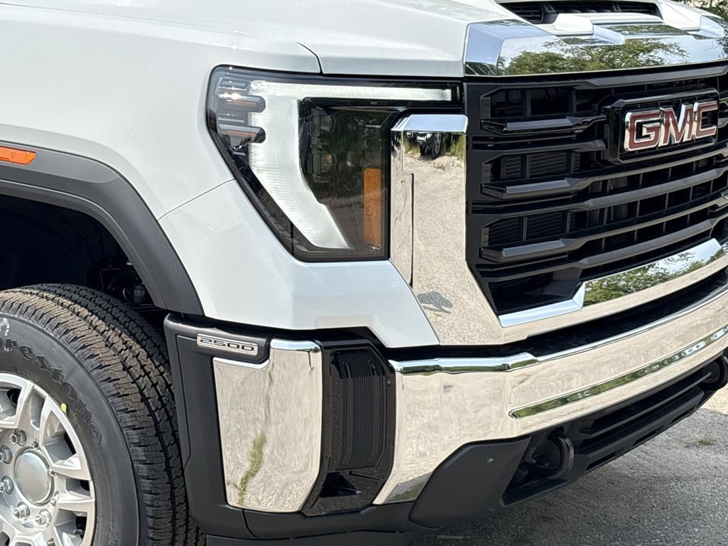New 2026 GMC Sierra 2500HD Pro 6.6L 4WD at KW Auto Credit