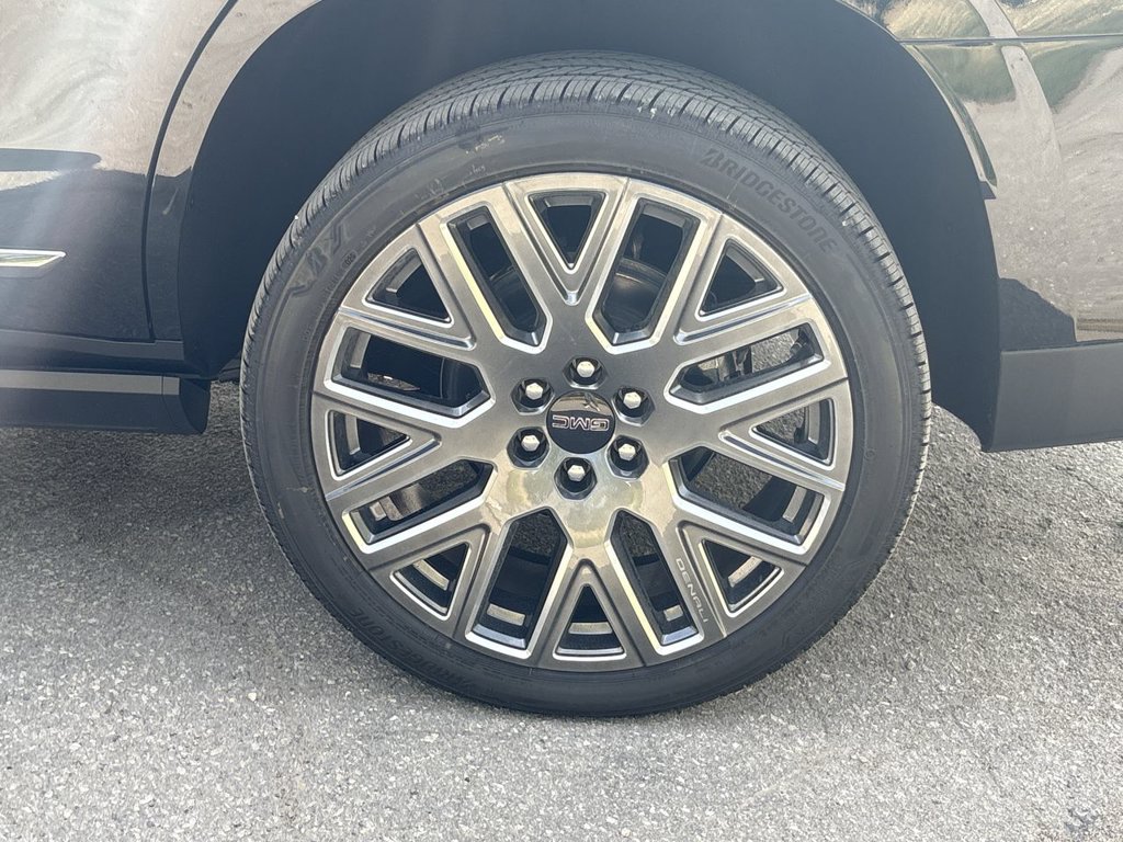 New 2026 GMC Yukon Denali Ultimate 6.2L 4WD at KW Auto Credit