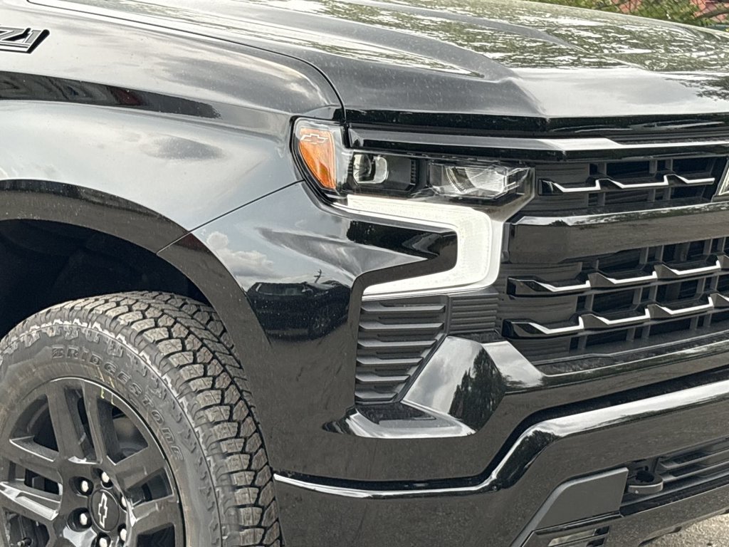 New 2026 Chevrolet Silverado 1500 RST 5.3L 4WD at KW Auto Credit
