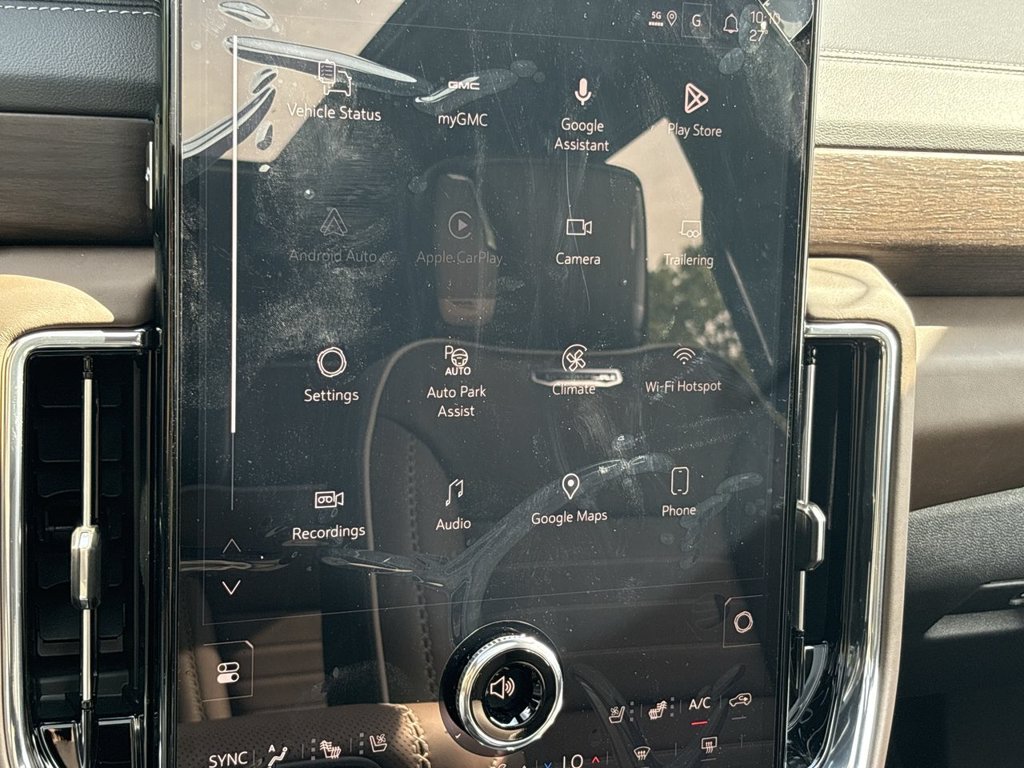 New 2026 GMC Yukon Denali Ultimate 6.2L 4WD at KW Auto Credit